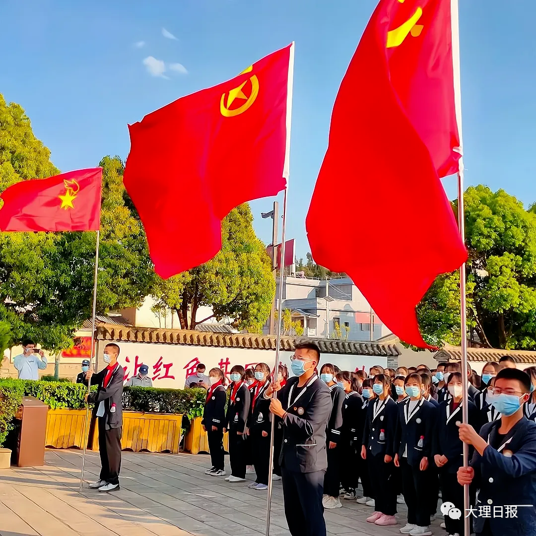 用乐观点燃青春的句子