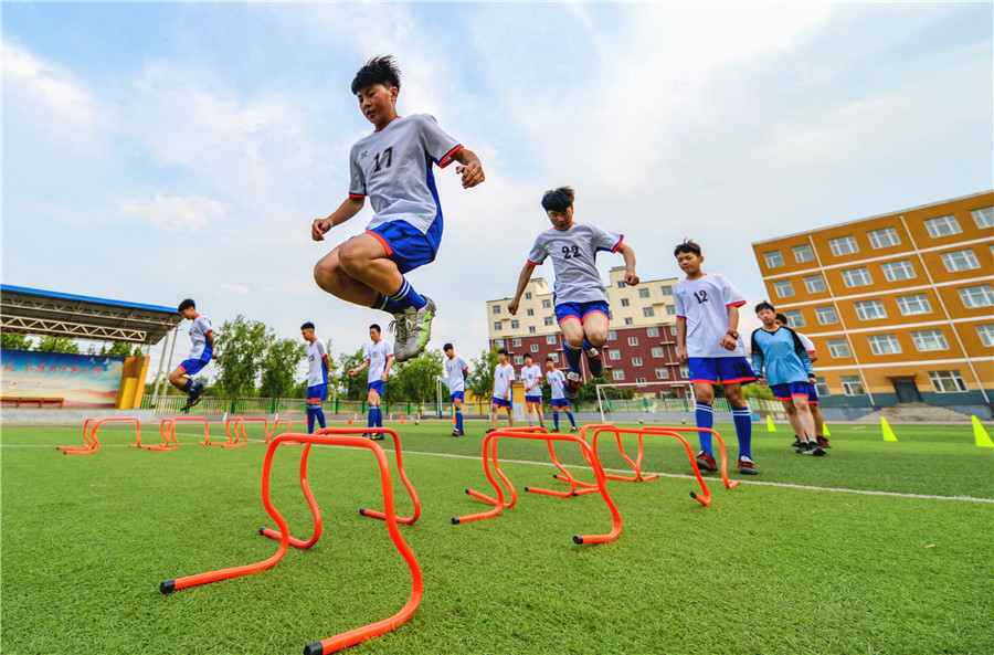 小学生体育达标标准表