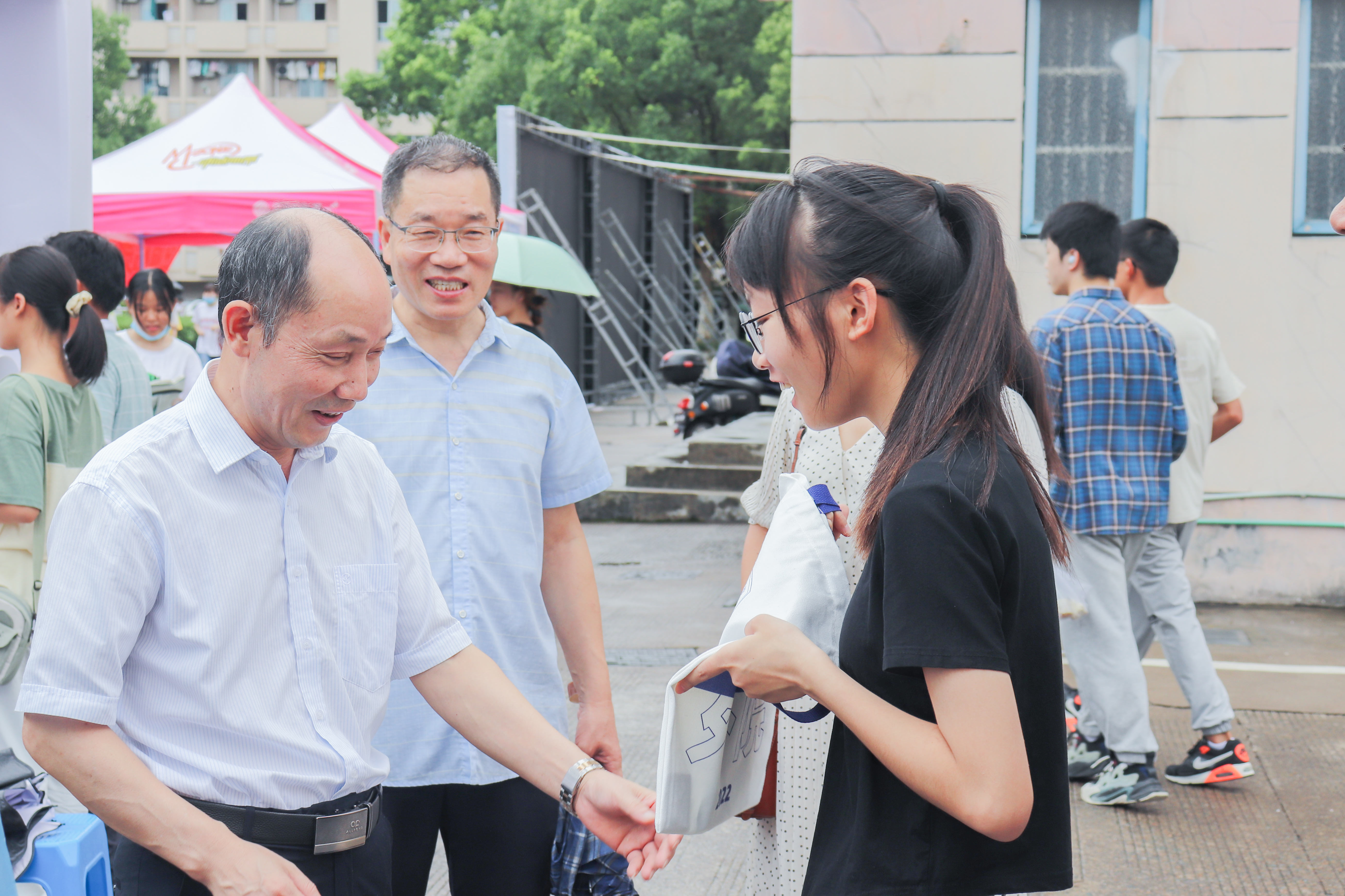 外省学子台州打健康卡指南