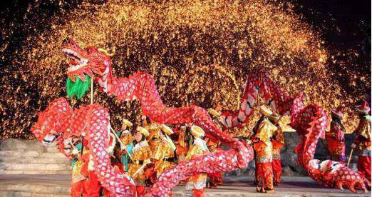 春节时期怎样放鞭炮