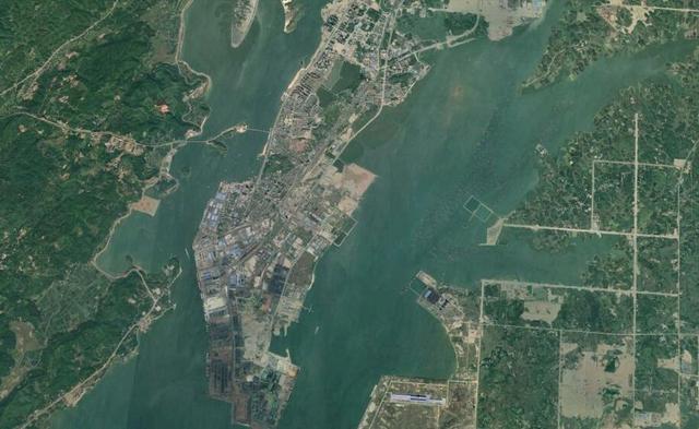 一路上向导都在宣传国度要秘密树立北部湾