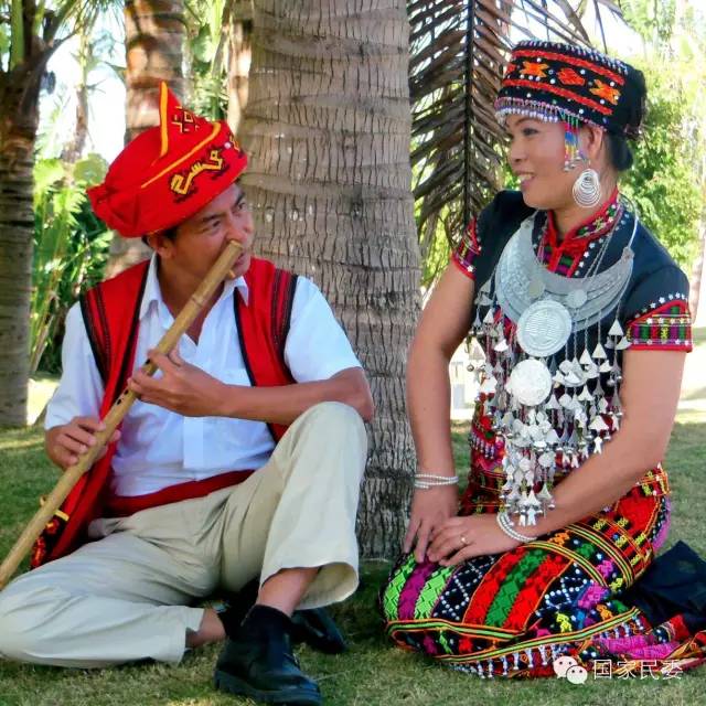 为什么黎族要戴头巾