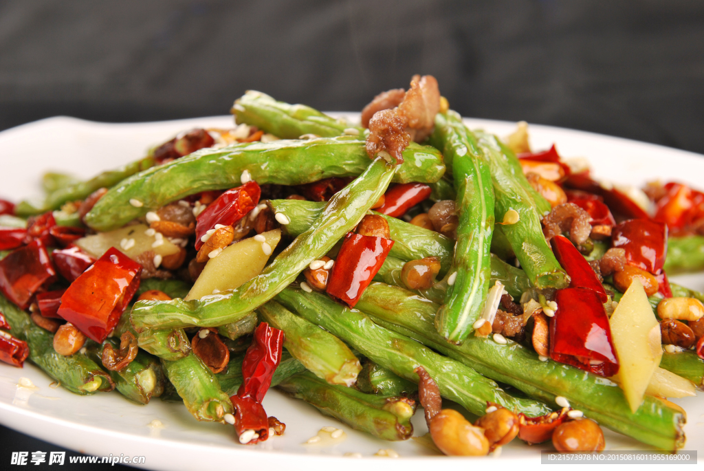 干煸豆角美食杰