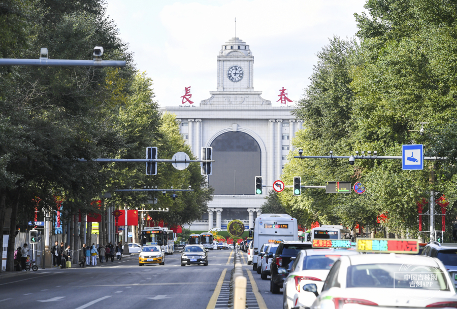 长春红旗街特警出动