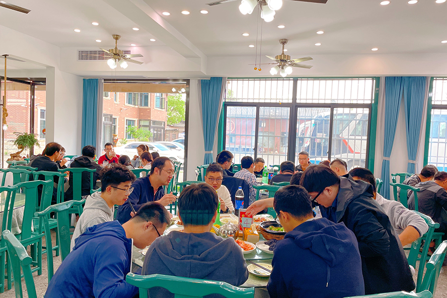 餐饮团队凝聚力的句子经典